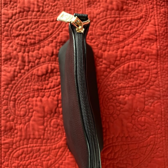 Black Clutch or Shoulder Purse - Picture 3 of 3